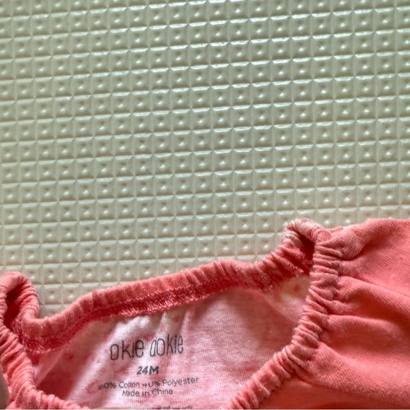 Okie Dokie|Baby girl/toddler Pink Starfish Patterned short sleeve onesie•••24M - Picture 3 of 4